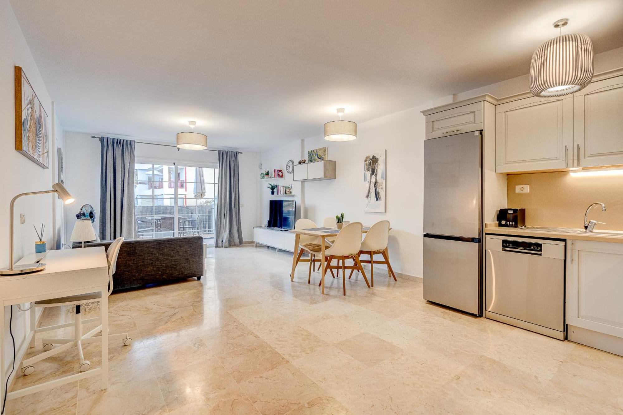 Paraiso Palm Mar Beautiful & Bright Renovated Apartment With Air Conditioning Ngoại thất bức ảnh